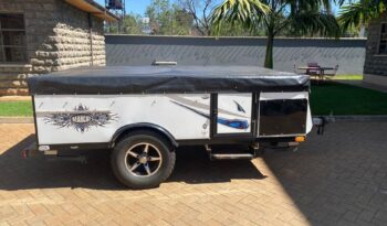 Lightweight Towing camping trailer full